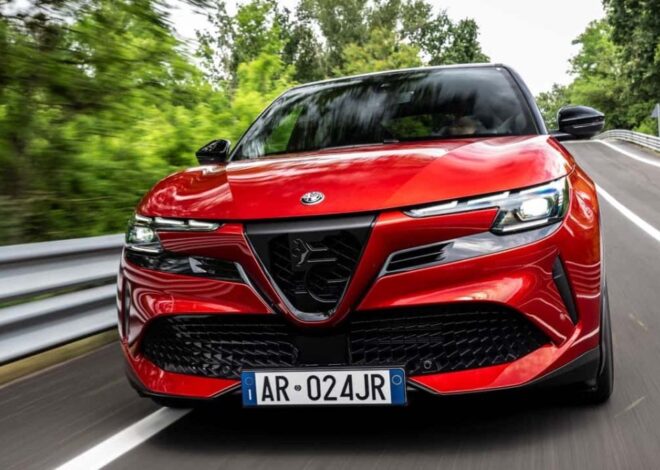 Alfa Romeo Junior, hibrit ve elektrikli seçenekleriyle Türkiye’de satışta